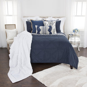 HomeRoots Set of Three Indigo Geometric King Quilt - Soft Cotton, Versatile Bedding for Modern Décor 479891