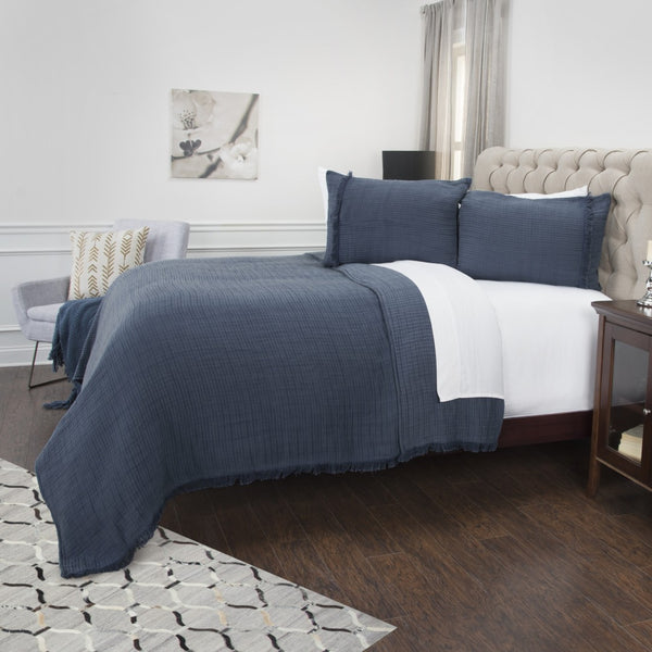 HomeRoots Indigo Checkered Queen Quilt for Stylish Comfort | Soft Cotton, Easy-Care, Year-Round Warmth 479901