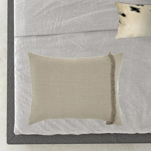 HomeRoots Natural Checkered Queen Quilt - Soft Cotton, All-Season Comfort, Stylish Neutral Design for Your Bedroom 479904