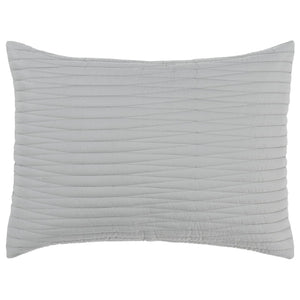 HomeRoots Set of Three Gray Geometric King Quilt – Modern Comfort & Style for All-Season Luxury Bedding 479924
