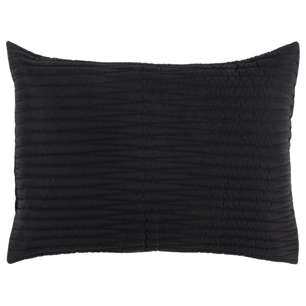HomeRoots Black Geometric Queen Quilt - Modern Sophistication, Lightweight Comfort & Easy Care for All Seasons 479927