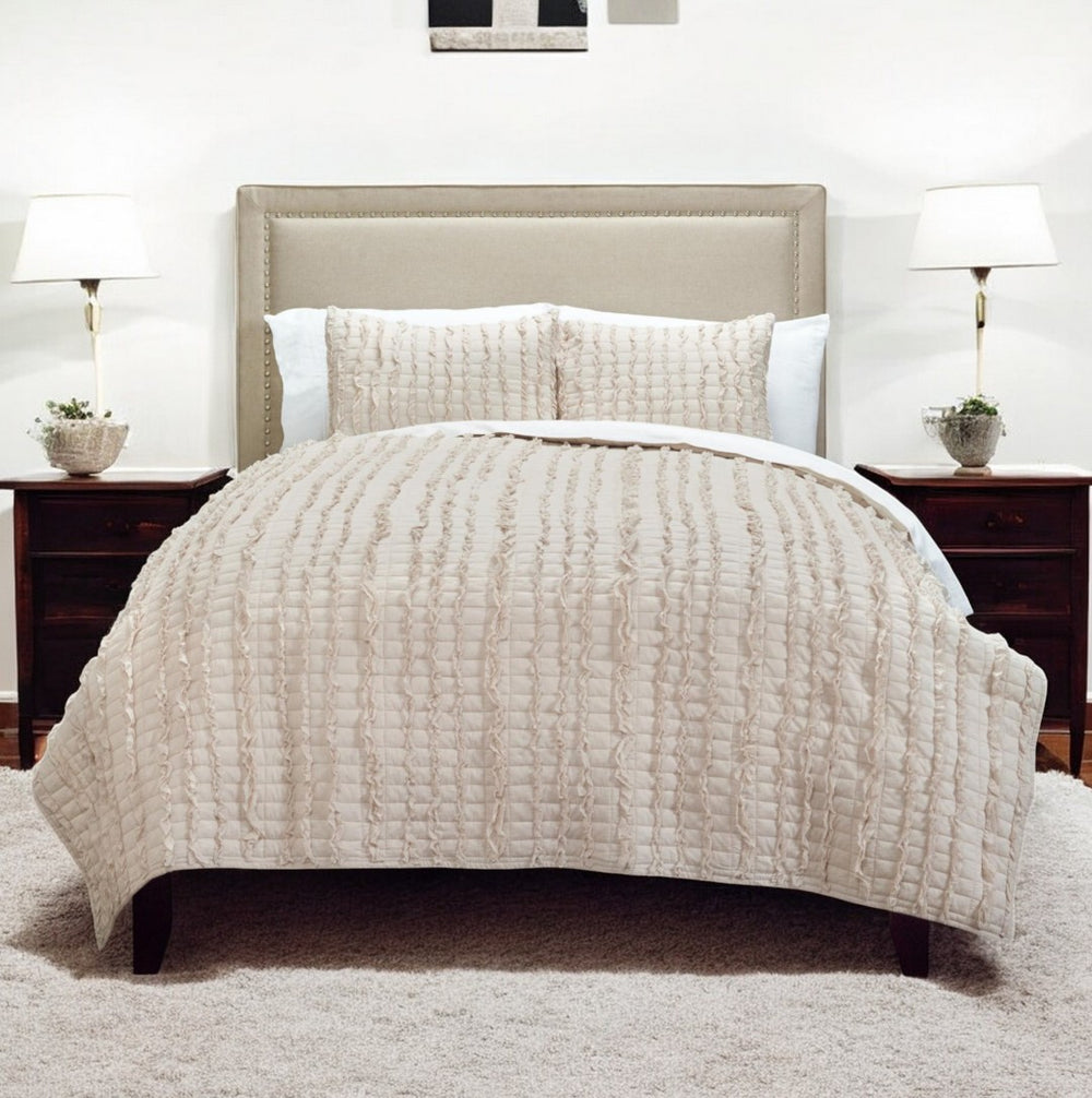 HomeRoots Blush Striped Queen Quilt - Soft Cotton Comfort, All-Season Lightweight Coverlet for Elegant Bedrooms 479970