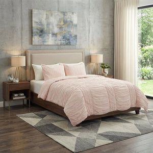 HomeRoots Pink Geometric King Quilt - Elegant Cotton Coverlet for All-Season Comfort & Timeless Style Update 479971