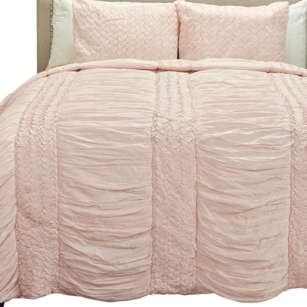 HomeRoots Pink Geometric Twin Quilt - Stylish Cotton Comforter with Plush Fill for Cozy Year-Round Use 479975