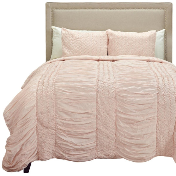 HomeRoots Pink Geometric Twin Quilt - Stylish Cotton Comforter with Plush Fill for Cozy Year-Round Use 479975