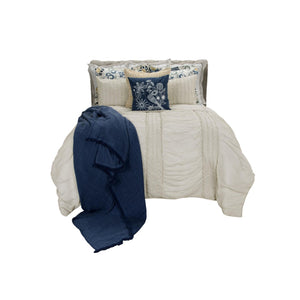 HomeRoots Ivory Geometric King Quilt - Luxurious Cotton, Hypoallergenic Fill, Timeless Design for Every Bedroom 479982