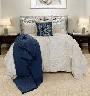 HomeRoots Ivory Geometric Quilt: Elegant Cotton Blanket for All-Season Comfort, Lightweight & Timeless Design 479984
