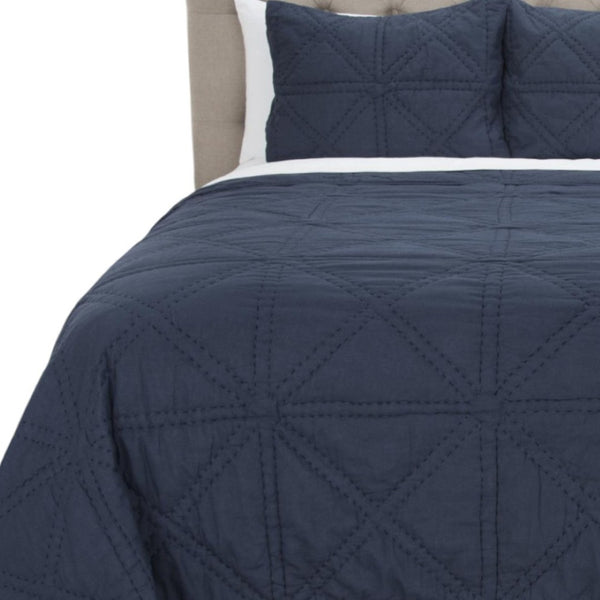 HomeRoots Indigo Geometric Queen Quilt - Soft Cotton Comfort, Stylish Transitional Design, Machine Washable Cozy Coverlet 480065