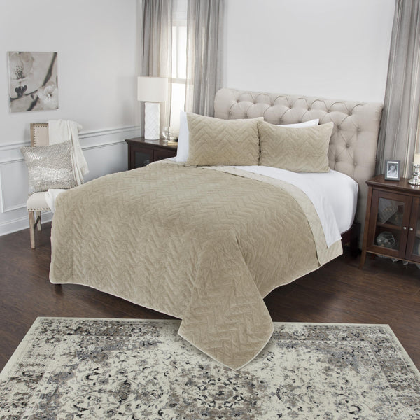 Homeroots Natural King 100% Cotton 300 Thread Count Dry Clean Only Down Alternative Comforter  100% Cotton 480066