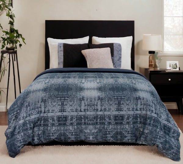Homeroots Indigo Queen 100% Cotton 300 Thread Count Washable Duvet Cover  100% Cotton 480096