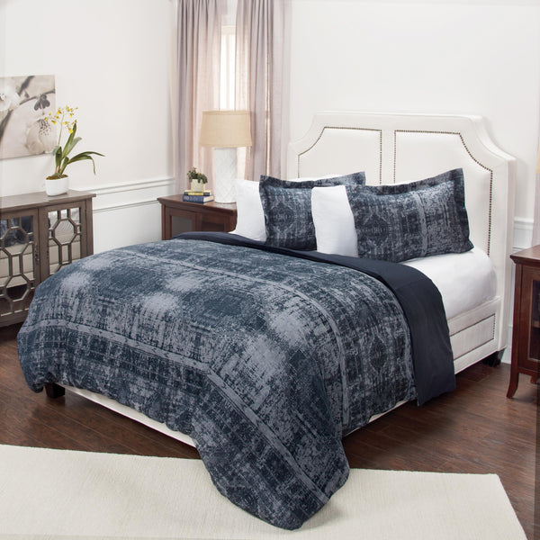 Homeroots Indigo Queen 100% Cotton 300 Thread Count Washable Duvet Cover  100% Cotton 480096
