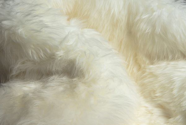 HomeRoots 2' X 6' Handmade Wool Sheepskin Area Rug - Luxurious, Cozy Accent for Modern & Traditional Spaces Ivory 480107