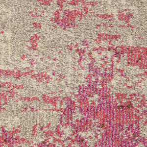 HomeRoots 4' Ivory and Pink Abstract Area Rug - Contemporary Non-Skid Design for Soft Comfort and Durability 5' X 7' Rectangle 480129