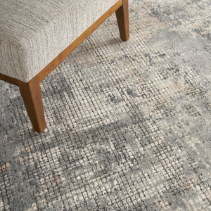 HomeRoots 5' Blue and Beige Abstract Area Rug - Durable Power Loomed Design with Non-Skid Backing for Style 5' X 7' 480234