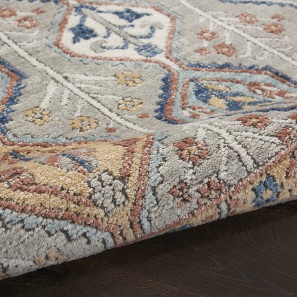 Homeroots 5' X 7' Grey Southwestern Power Loom Non Skid Area Rug  Polypropylene 480330