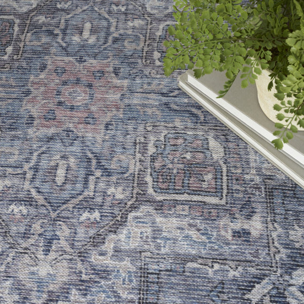 HomeRoots 5' Grey Oriental Power Loom Area Rug - Vintage-Inspired, Soft, Washable Design for Any Space 5' X 7' 480349