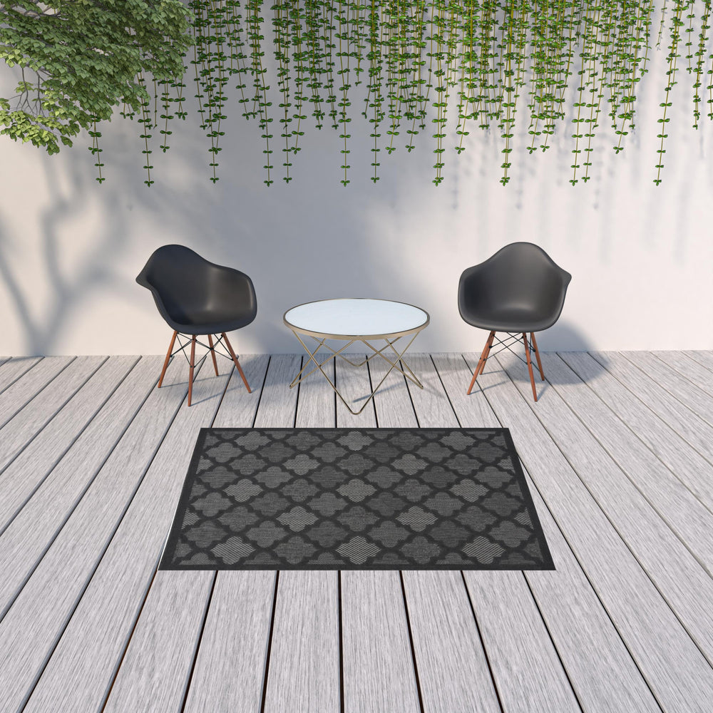 Homeroots 5' X 7' Charcoal Black Ikat Indoor Outdoor Area Rug  Polypropylene And Polyester 480393