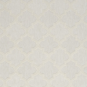 Homeroots 5' X 7' Ivory And White Ikat Indoor Outdoor Area Rug  Polypropylene And Polyester 480399