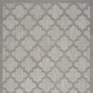 Homeroots 5' X 7' Silver Grey Ikat Indoor Outdoor Area Rug  Polypropylene And Polyester 480405