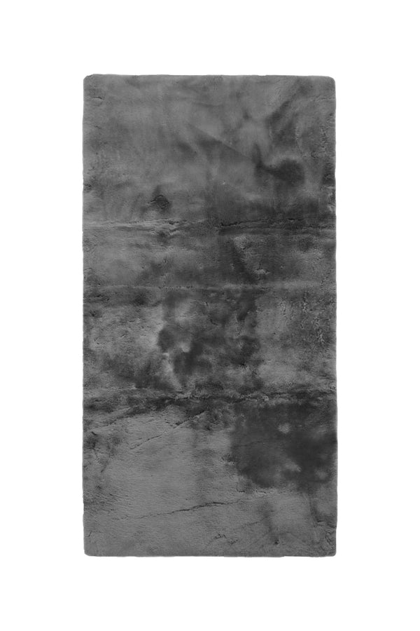 Homeroots 60" X 30" Charcoal Plain Weave Sheepskin Throw Blanket  New Zealand Sheepskin 480430