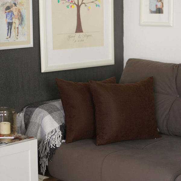 Homeroots Set Of Two 20" X 20" Brown Decorative Polyester Pillows With Zipper For A Cozy, Stylish Touch   480791