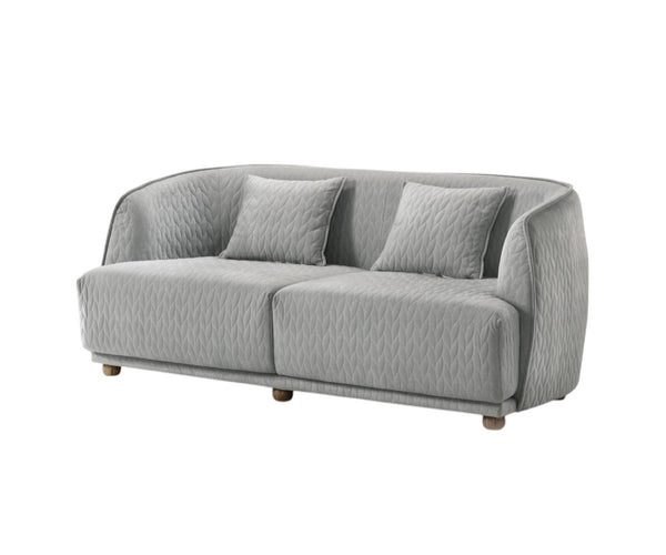 HomeRoots Modern Curved Back Loveseat in Light Gray - Cozy Quilted Upholstery with Supportive Design & Pillows 480893