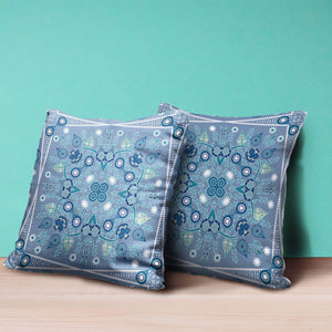 Homeroots 20" X 20" Blue And White Broadcloth Paisley Zippered Pillow   481380