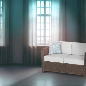 Homeroots 20" X 20" Blue And White Broadcloth Paisley Zippered Pillow   481395