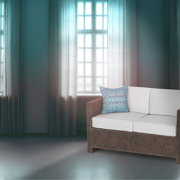 Homeroots 20" X 20" Aqua Broadcloth Paisley Zippered Pillow   481434