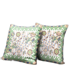 Homeroots 28" X 28" Yellow And White Peacock Blown Seam Floral Indoor Outdoor Throw Pillow   481933