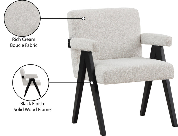 Woodloch Cream Boucle Fabric Accent Chair 481Cream Meridian Furniture