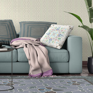 Homeroots 26" X 26" White And Green Blown Seam Floral Indoor Outdoor Throw Pillow   482107