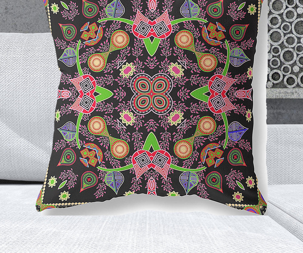 Homeroots 28" X 28" Black And Pink Blown Seam Paisley Indoor Outdoor Throw Pillow   482118