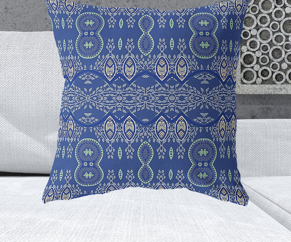 Homeroots 26" X 26" Navy Blue Blown Seam Paisley Indoor Outdoor Throw Pillow   482182