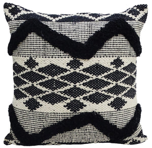 Homeroots 20" X 20" Black And White Chevron Textural Cotton Blend Throw Pillow   482216