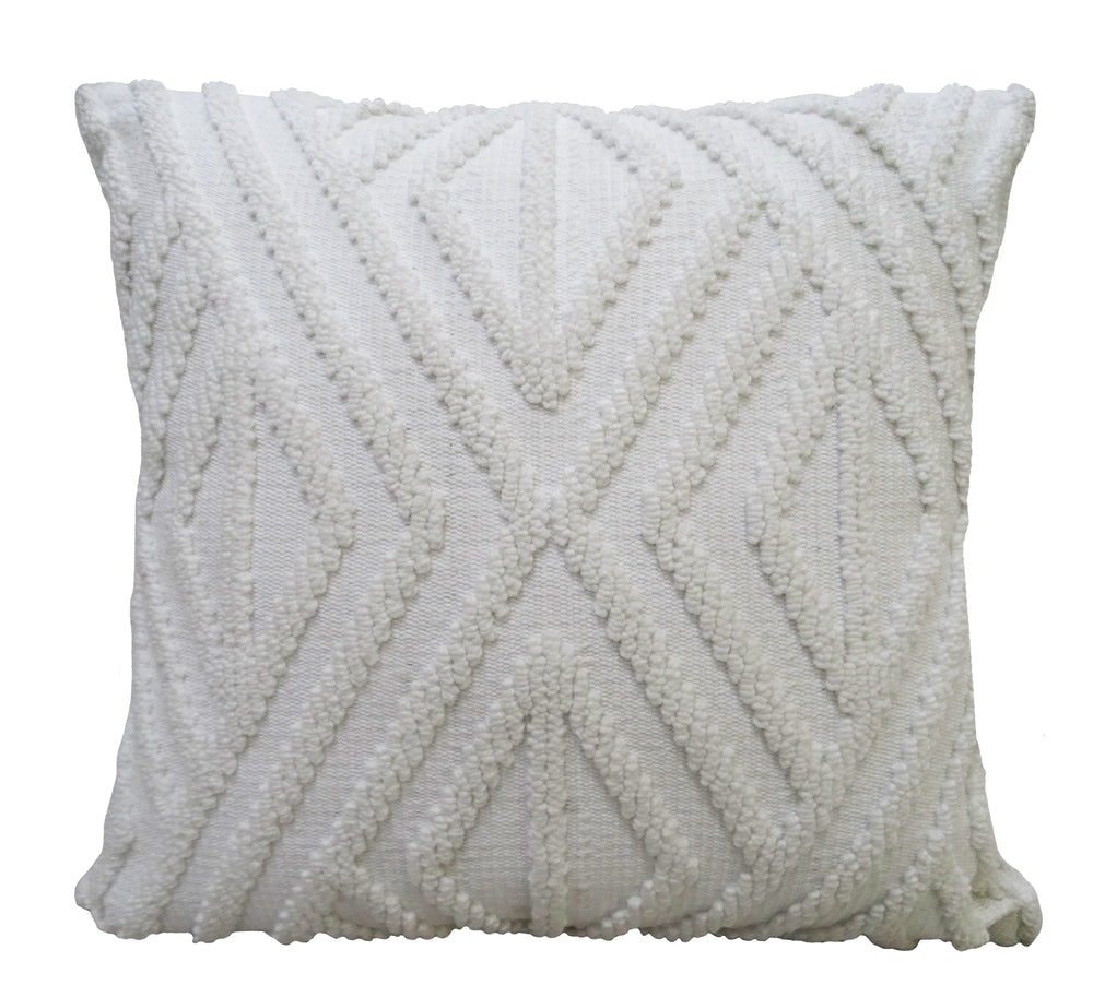 Homeroots 18" X 18" White Zippered Diamond Indoor Outdoor Throw Pillow   482219