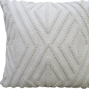 Homeroots 18" X 18" White Zippered Diamond Indoor Outdoor Throw Pillow   482219