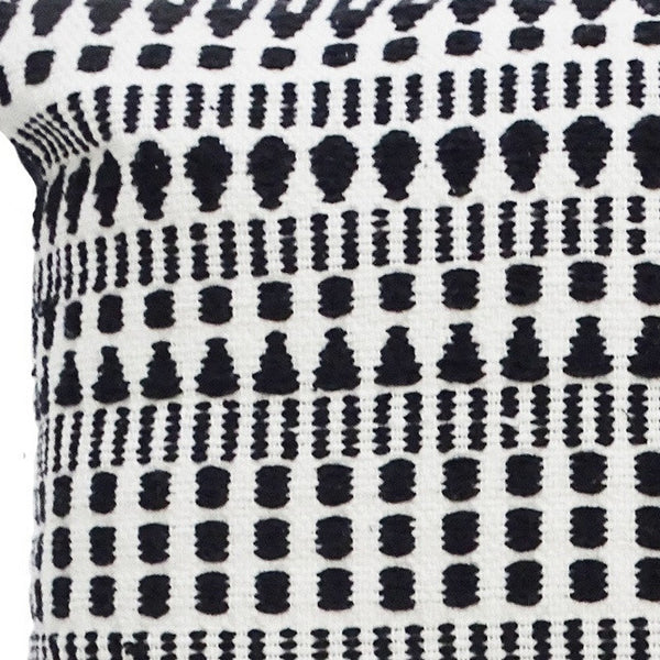 Homeroots 22" Black And White Southwestern Cotton Blend Throw Pillow With Tassels   482225