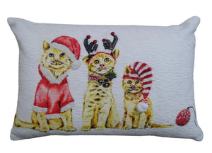Homeroots 14" X 20" White And Red Cat Zippered Cotton Blend Christmas Throw Pillow   482275