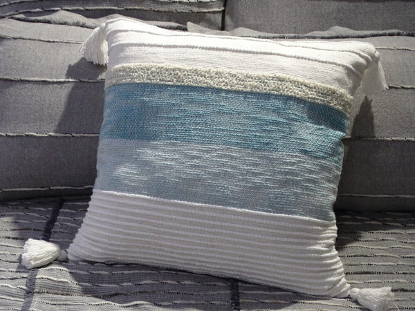 Homeroots 22" X 22" White And Light Blue Striped Zippered Handmade Cotton Blend Throw Pillow With Tassels   482304