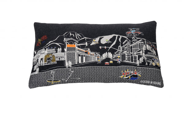 Homeroots 25" Black Jackson Nighttime Skyline Lumbar Decorative Pillow   482494