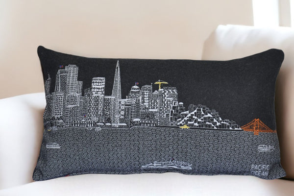Homeroots 25" Black San Francisco Nighttime Skyline Lumbar Decorative Pillow   482518