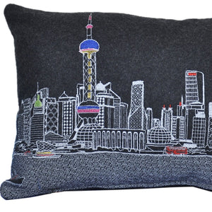 HomeRoots 14" Urban Charm Black Gray White Wool Lumbar Throw Pillow - Cozy Cityscape Design for Home Decor 482520