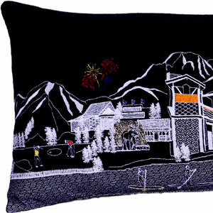 HomeRoots 35" Black Jackson Skyline Lumbar Pillow - Modern Embroidered Cityscape for Stylish Home Decor 482565