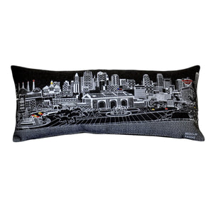 HomeRoots 14" Cozy Kansas City Wool Lumbar Throw Pillow - Stylish Black, Gray, and White Cityscape Design 482567