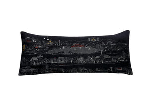 HomeRoots 14" Striking Wool Lumbar Throw Pillow - Stylish Los Gatos Cityscape in Black, Gray & White Design 482575