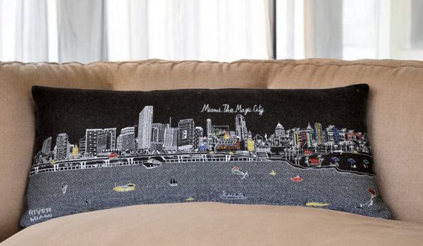 HomeRoots 14" Urban Charm Black Gray White Wool Lumbar Pillow with Miami Skyline - Stylish Support & Decor 482583