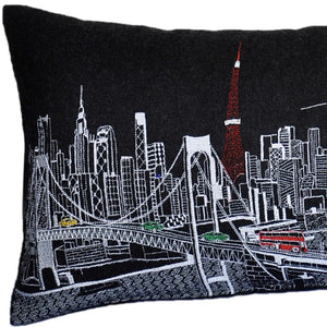 HomeRoots 14" Urban Charm Wool Lumbar Throw Pillow - Black, Gray & White Cityscape Design for Cozy Style 482618