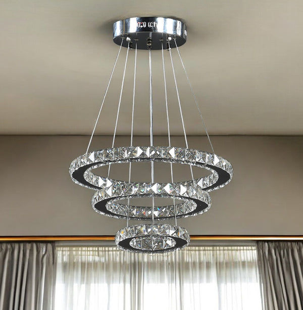 Homeroots Silver Metal And Crystals Led Dimmable Chandelier   482687