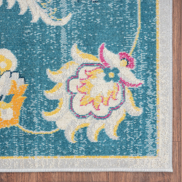 Homeroots 5' X 8' Blue And Ivory Floral Stain Resistant Indoor Outdoor Area Rug  Polypropylene 482929